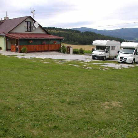 Отель Penzion Drevenik Спишске-Подградье Экстерьер фото